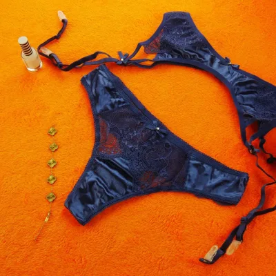 Ensemble Jarretière — lingerie de luxe Pour L