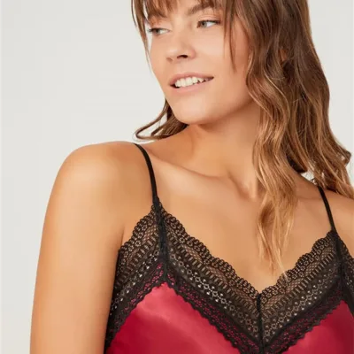 Babydoll en Satin Cherry — Pour L lingerie de luxe