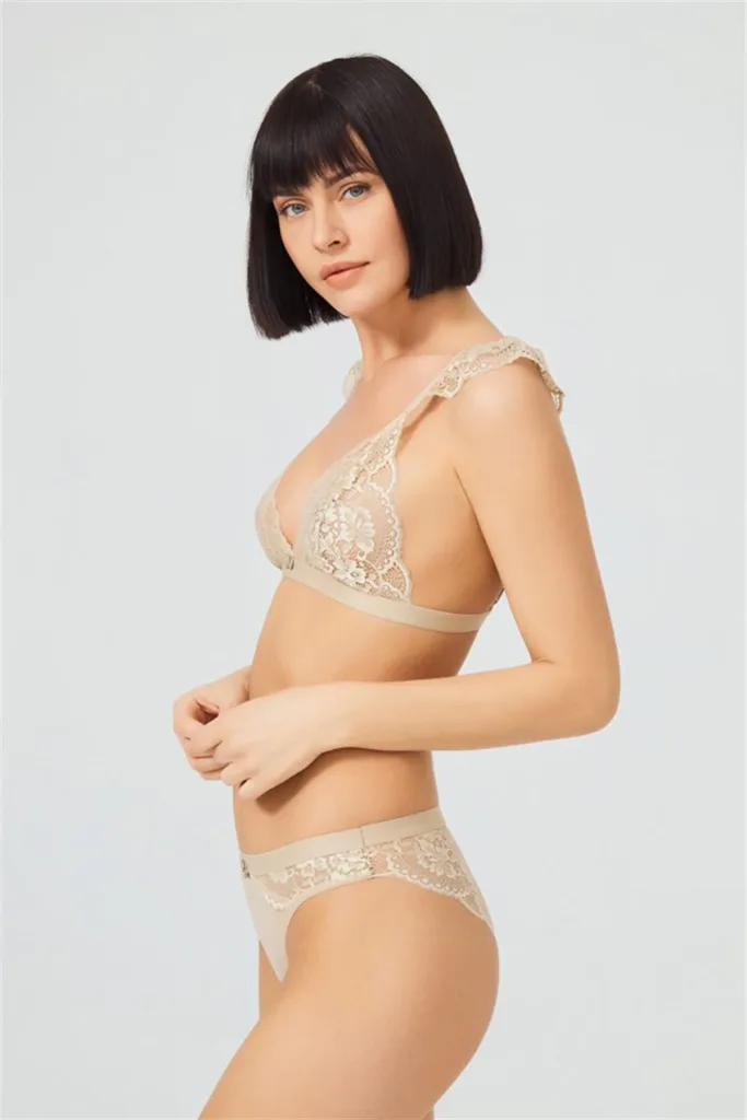 Ensemble de soutien-gorge en dentelle transparente — Pour L lingerie de luxe