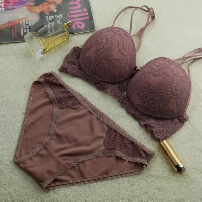 Ensemble Soutien-Gorge avec rembourré — lingerie de luxe Pour L
