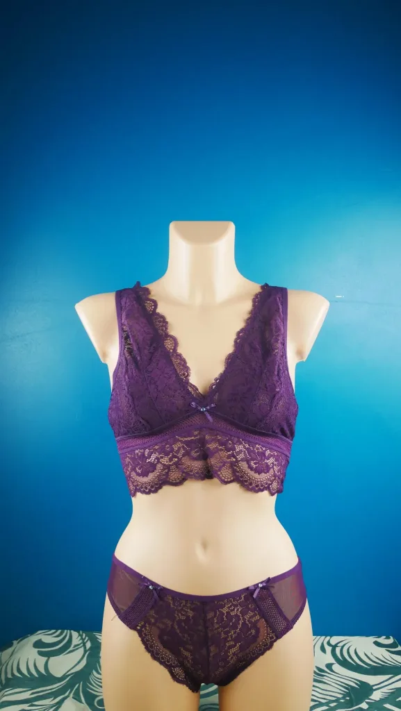 Ensemble soutien-gorge en dentelle