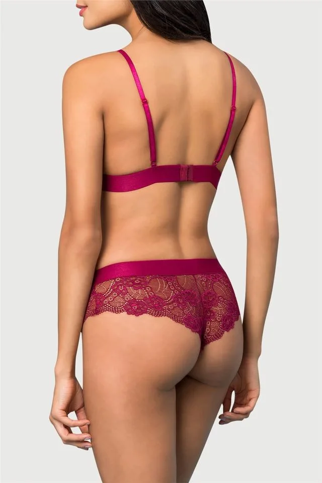 Ensemble de soutien-gorge avec Fines Bretelles — Pour L lingerie de luxe