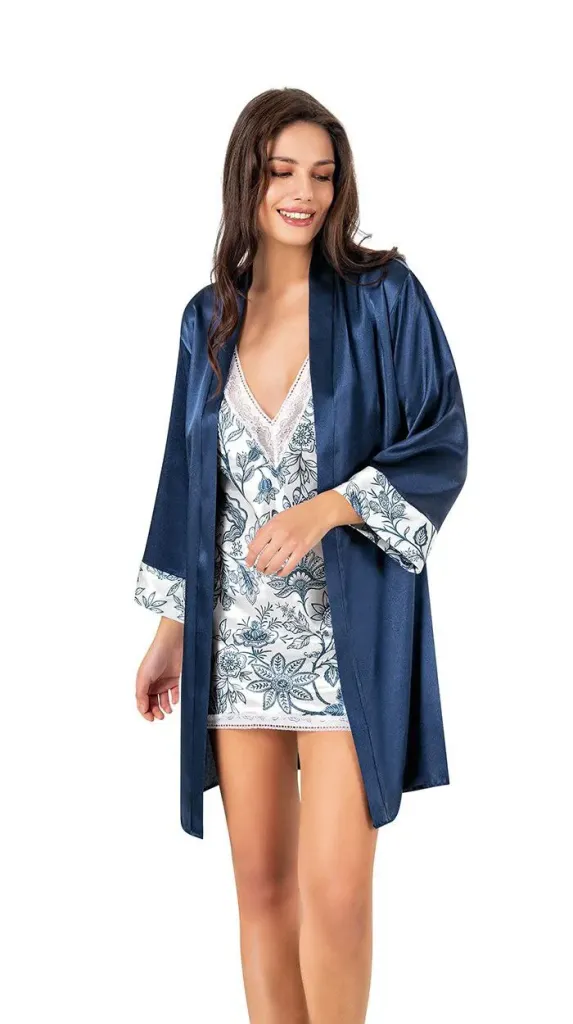 Ensemble de lingerie vert en dentelle — Pour L lingerie de luxe