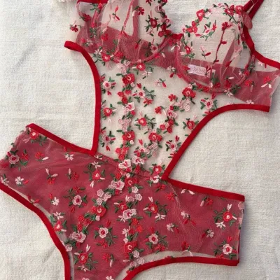 Bodysuite dentelle floral lady — Pour L lingerie de luxe
