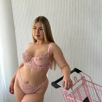 Ensemble lilas soutien et string en dentelle — lingerie de luxe Pour L