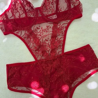 Bodysuit dentelle florale curvy — Pour L lingerie de luxe