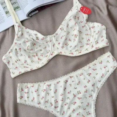 Ensemble soutien gorge et string en coton — lingerie de luxe Pour L