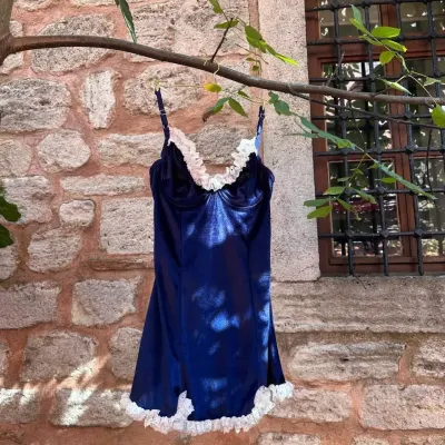 Nuisette en velour mauve — lingerie de luxe Pour L