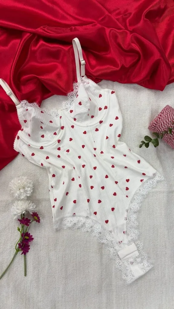 Ensemble de lingerie vert en dentelle — Pour L lingerie de luxe